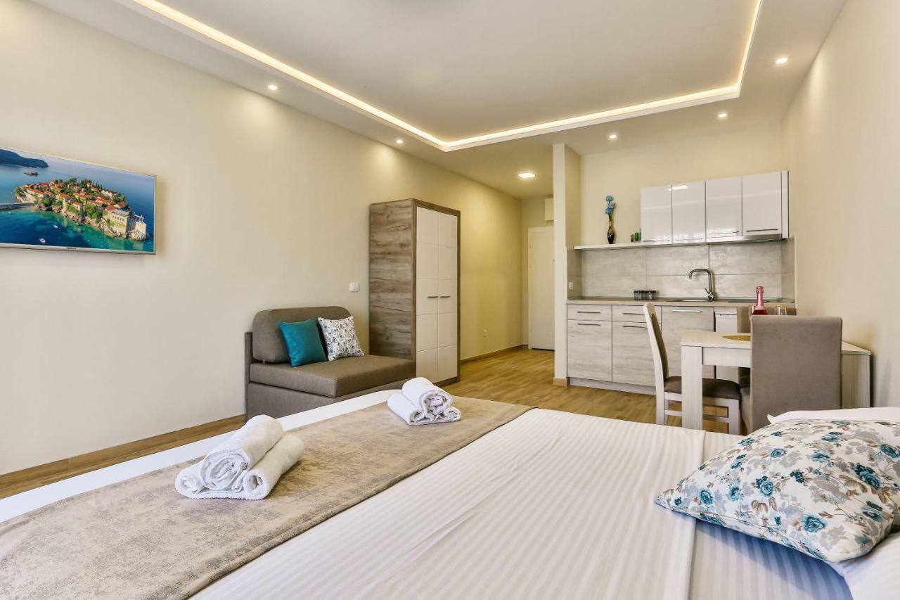 Apolon Apart Šušanj Exterior foto